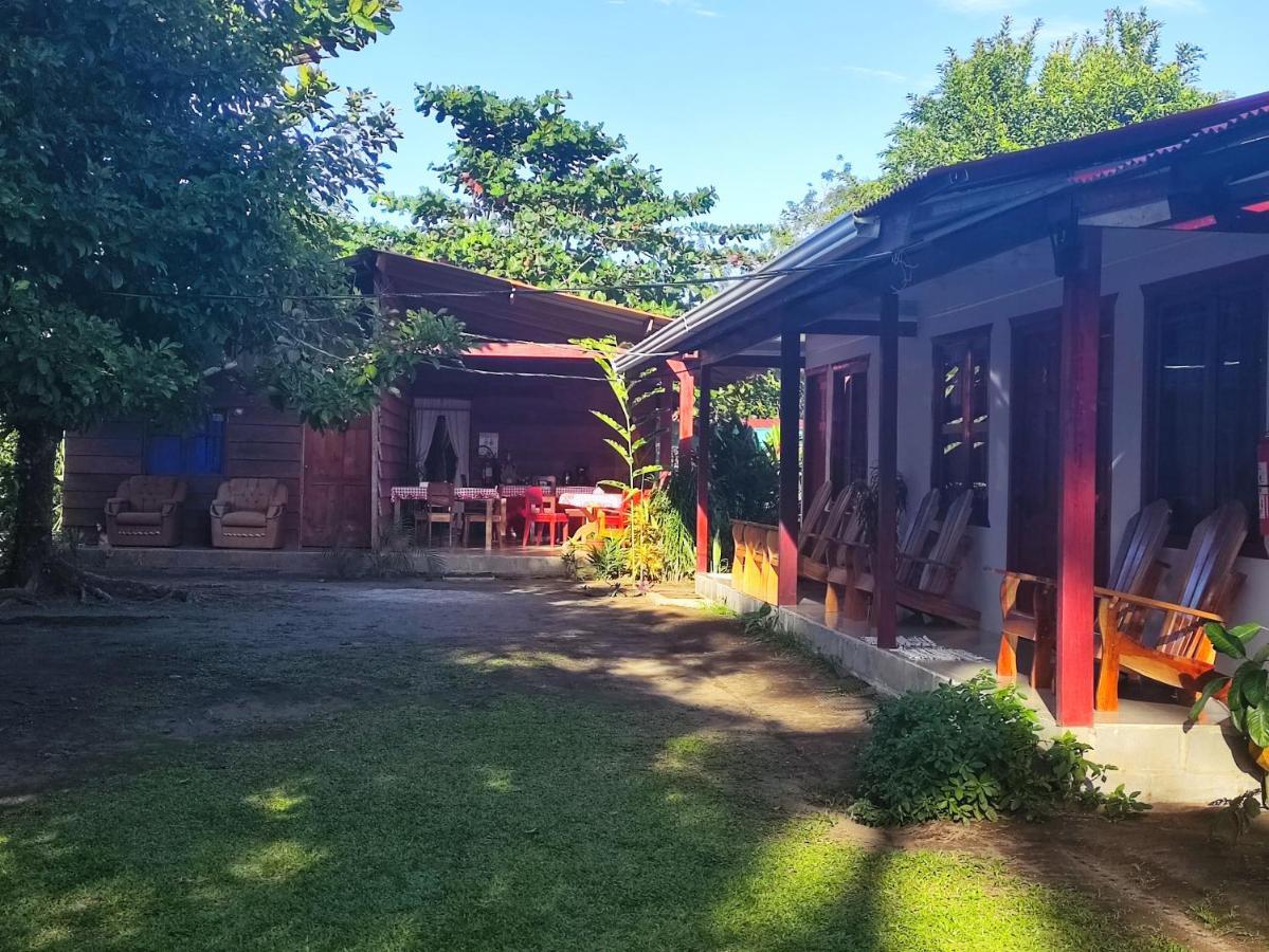 Cabanas Daneysha Tortuguero Exterior photo